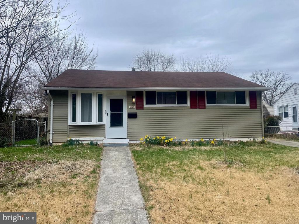 9628 52ND AVE, College Park, MD 20740