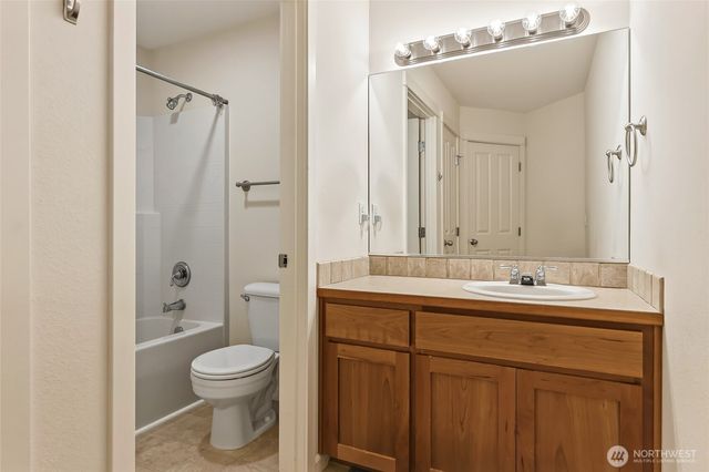 14519 144th Avenue E, Orting, WA 98360