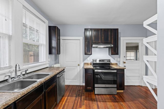 110 STONEWALL ST, Memphis, TN 38104