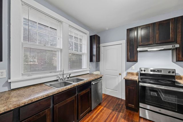 110 STONEWALL ST, Memphis, TN 38104