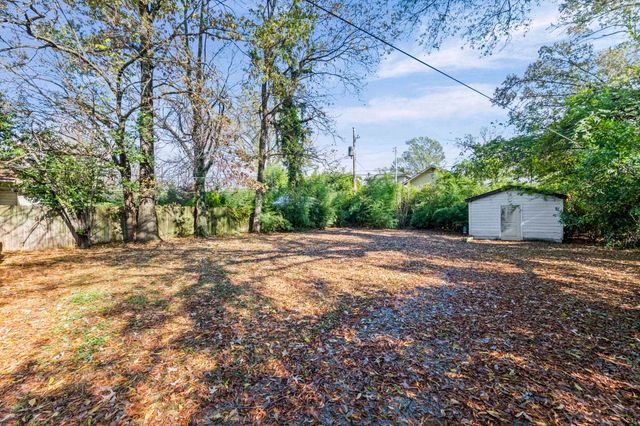 110 STONEWALL ST, Memphis, TN 38104