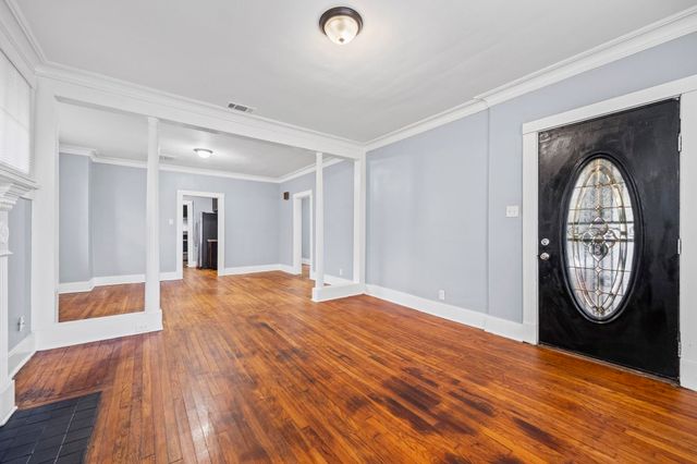 110 STONEWALL ST, Memphis, TN 38104