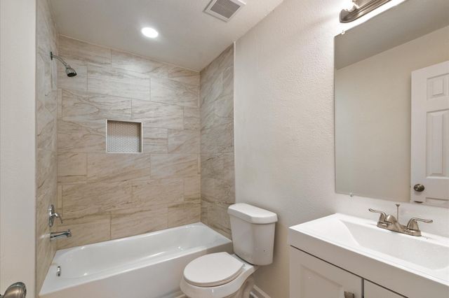 1803 Cardinal Drive, League City, TX 77573
