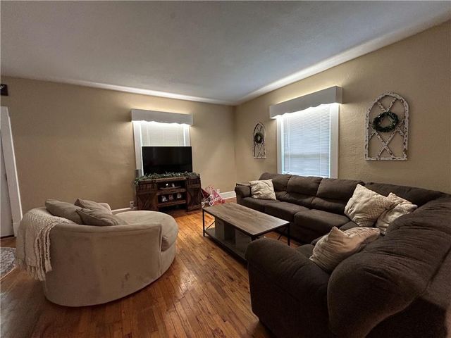 626 W Kansas Street, Pittsburg, KS 66762