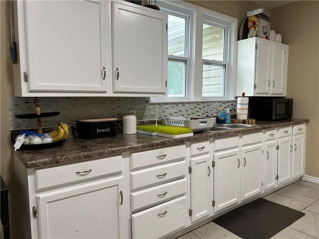 626 W Kansas Street, Pittsburg, KS 66762