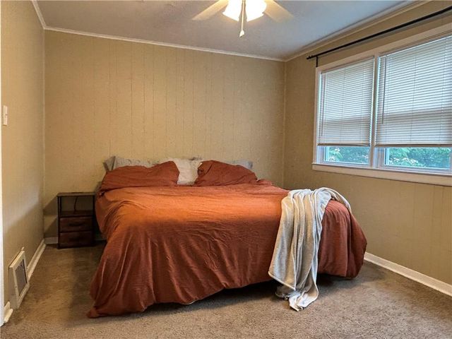 626 W Kansas Street, Pittsburg, KS 66762