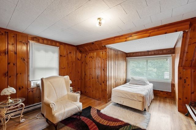 15 Eugene St, Leominster, MA 01453