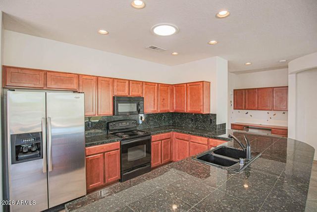 19473 N 110th Avenue, Peoria, AZ 85373