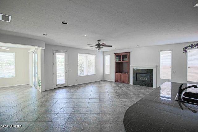 19473 N 110th Avenue, Peoria, AZ 85373