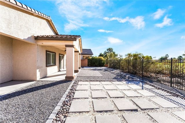 5341 East La Campana Drive, Pahrump, NV 89061