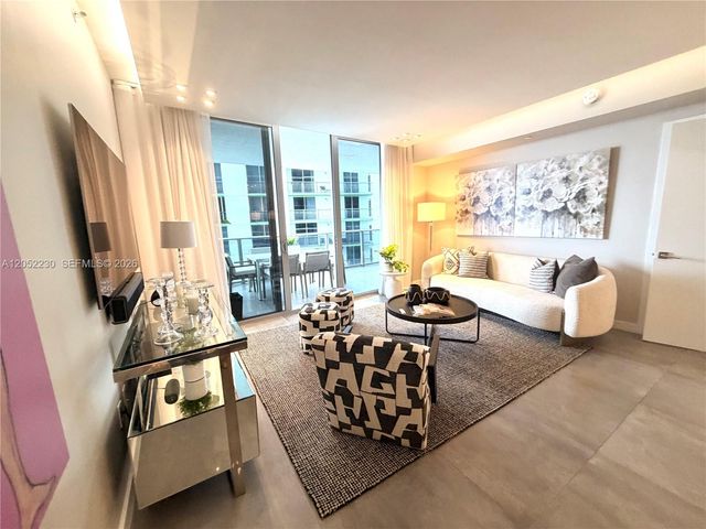 488 NE 18th St 3210, Miami, FL 33132