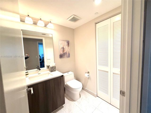 488 NE 18th St 3210, Miami, FL 33132