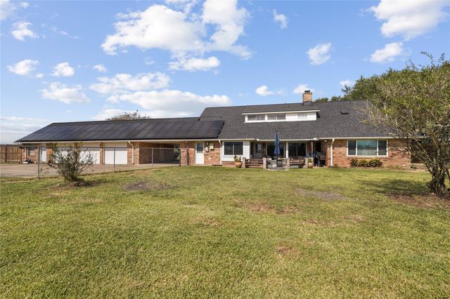 4410 County Road 63, Rosharon, TX 77583