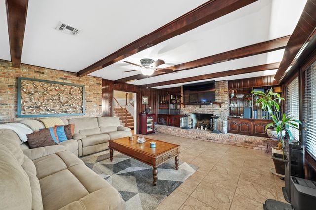 4410 County Road 63, Rosharon, TX 77583