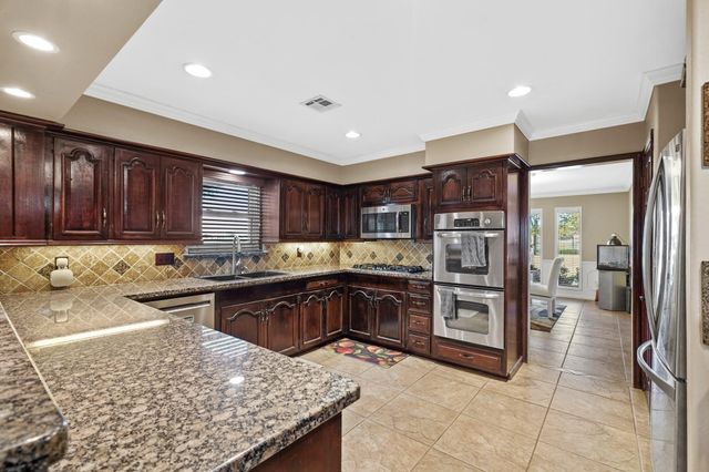 4410 County Road 63, Rosharon, TX 77583