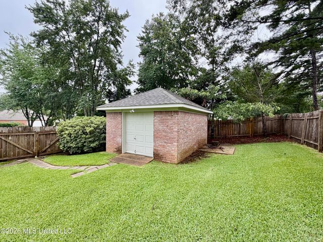 205 Stonebriar Lane, Brandon, MS 39042
