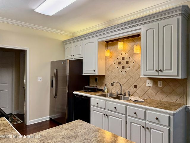 205 Stonebriar Lane, Brandon, MS 39042