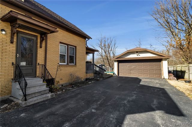 500 Rowley Road, Cheektowaga, NY 14043