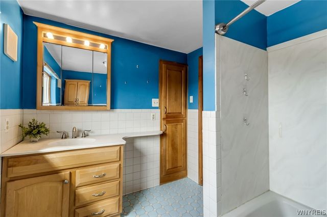 500 Rowley Road, Cheektowaga, NY 14043