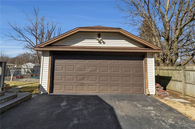 500 Rowley Road, Cheektowaga, NY 14043