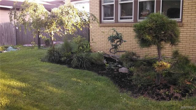 500 Rowley Road, Cheektowaga, NY 14043