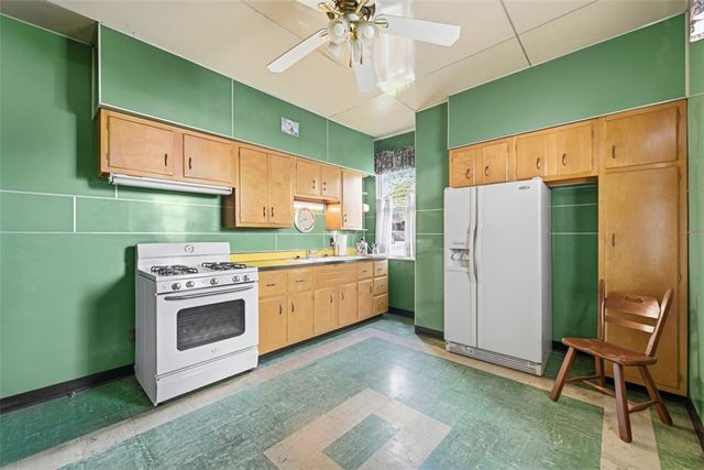 122 4th STREET, Aspinwall, PA 15215