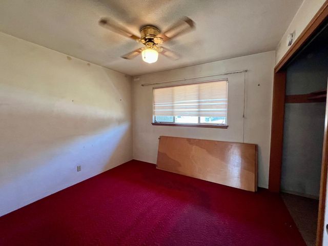 2300 14th Avenue, Kingsburg, CA 93631