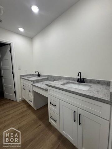 233 Lois Lane, Paragould, AR 72450