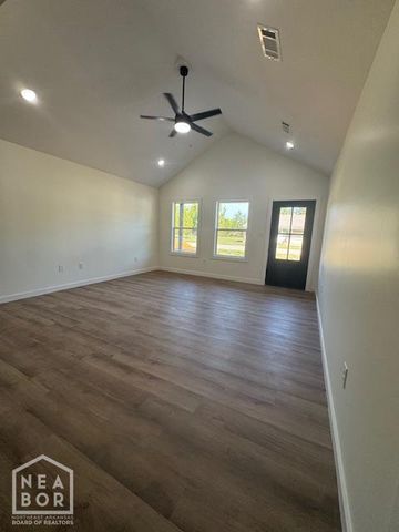 233 Lois Lane, Paragould, AR 72450