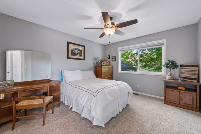 1174 Hidden Creek Boulevard, Mayer, MN 55360