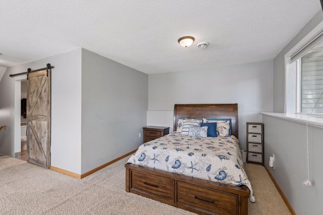 1174 Hidden Creek Boulevard, Mayer, MN 55360
