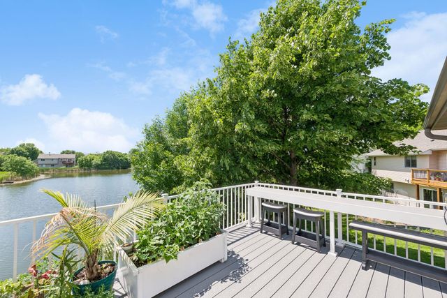 1174 Hidden Creek Boulevard, Mayer, MN 55360