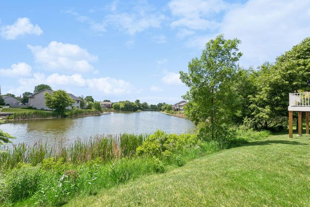 1174 Hidden Creek Boulevard, Mayer, MN 55360