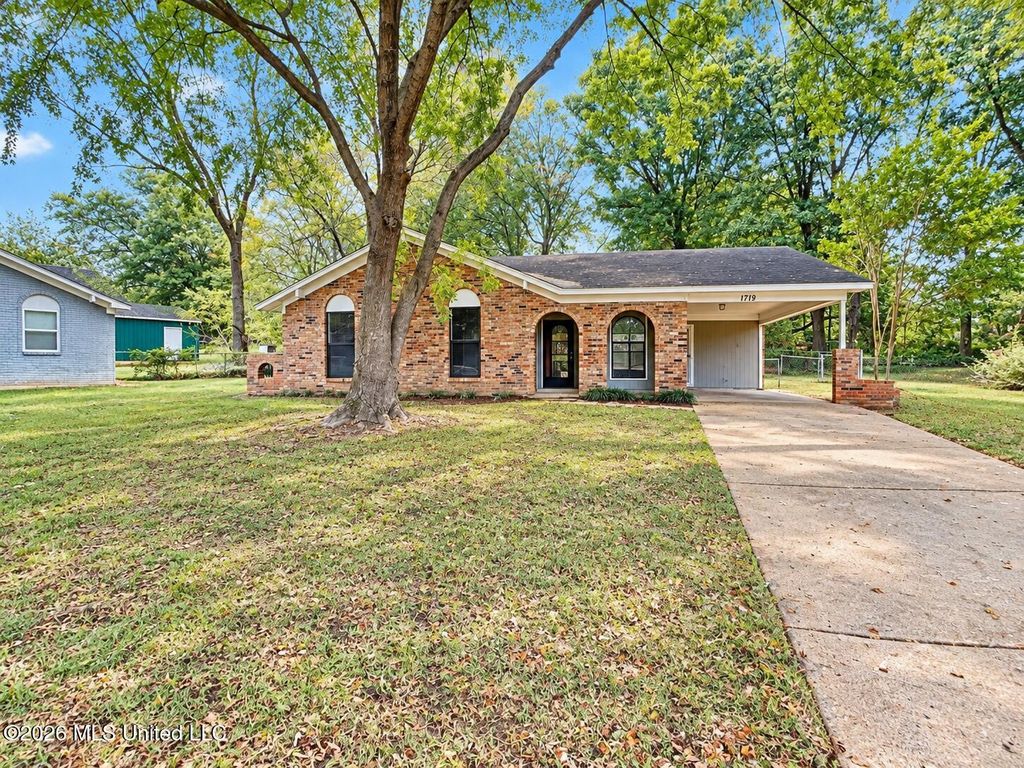 1719 Brown Cove, Southaven, MS 38671 — exterior