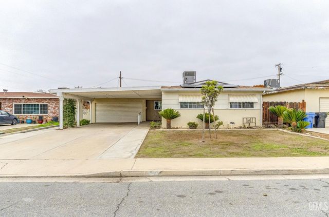 450 Atlantic Avenue, Shafter, CA 93263