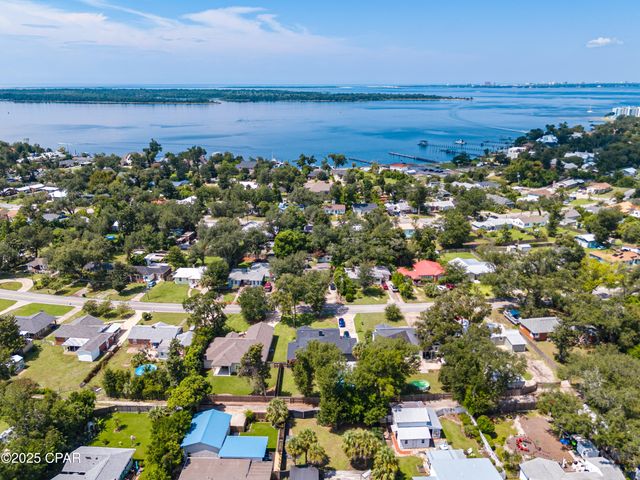 328 S Palo Alto Avenue, Panama City, FL 32401