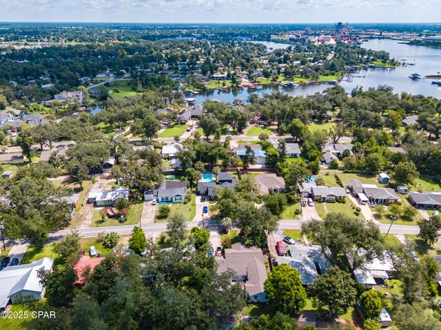 328 S Palo Alto Avenue, Panama City, FL 32401