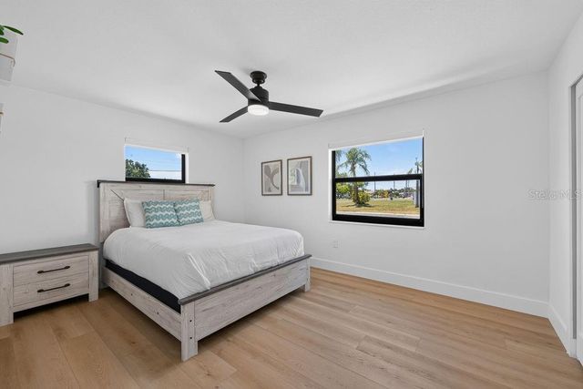 6196 44TH AVENUE N, St Petersburg, FL 33709