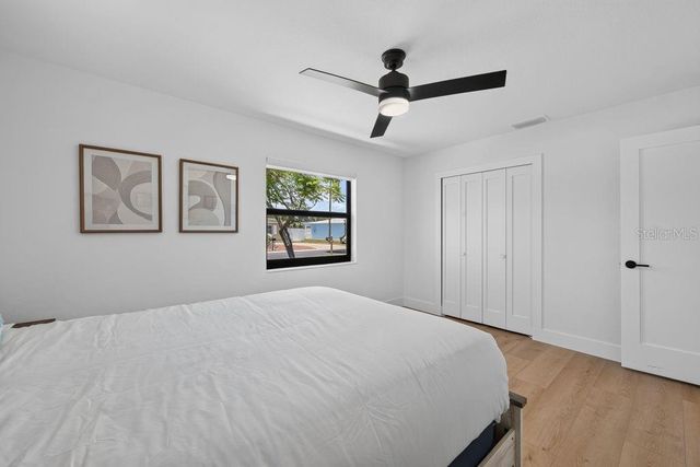 6196 44TH AVENUE N, St Petersburg, FL 33709