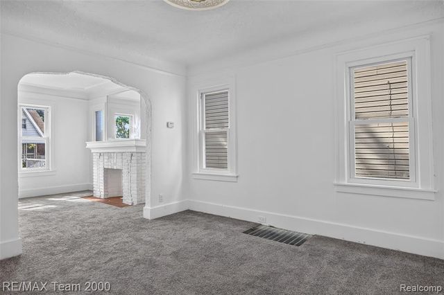 6406-6408 Mead Street, Dearborn, MI 48126
