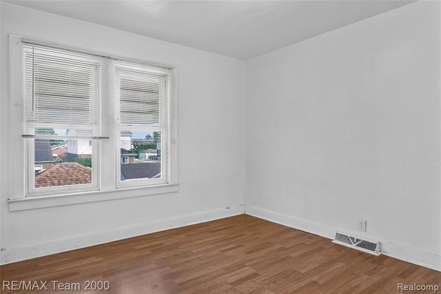 6406-6408 Mead Street, Dearborn, MI 48126