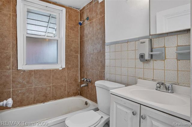 6406-6408 Mead Street, Dearborn, MI 48126