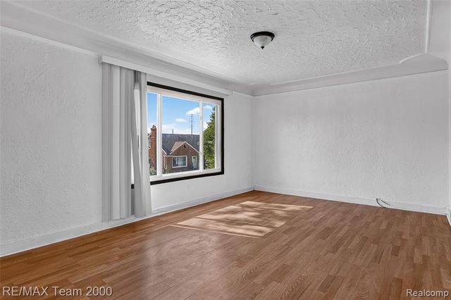 6406-6408 Mead Street, Dearborn, MI 48126