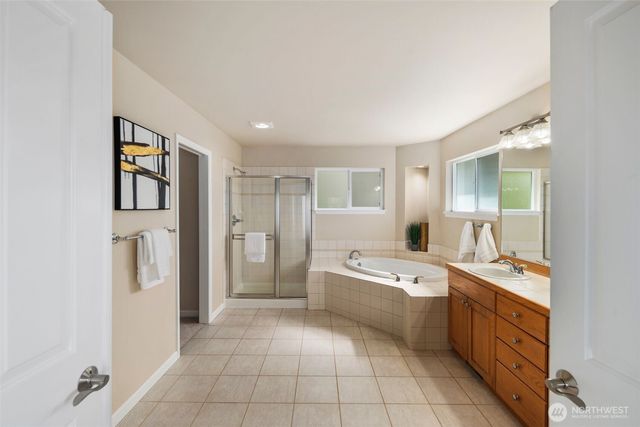 14914 273rd Place NE, Duvall, WA 98019