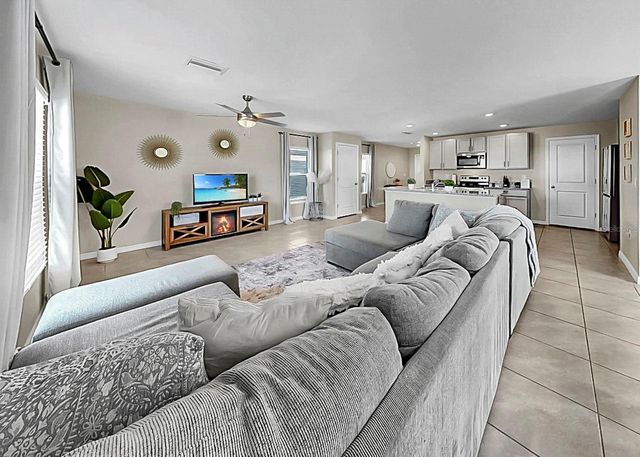 16619 MOSAIC OAR DRIVE, Wimauma, FL 33598