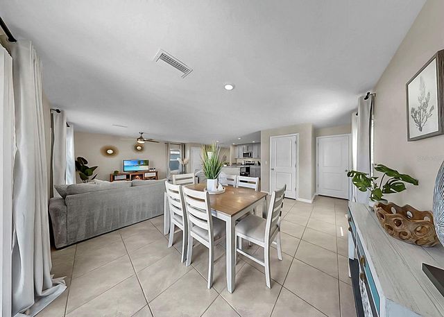 16619 MOSAIC OAR DRIVE, Wimauma, FL 33598