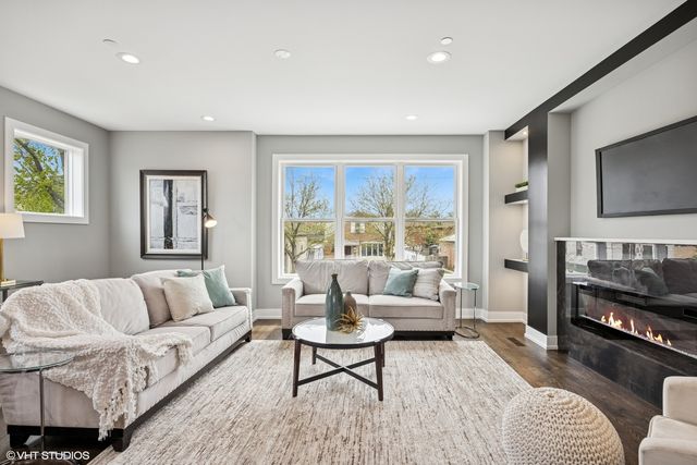 2805 N Auxplaines Street, River Grove, IL 60171