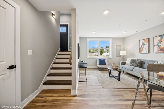 2805 N Auxplaines Street, River Grove, IL 60171