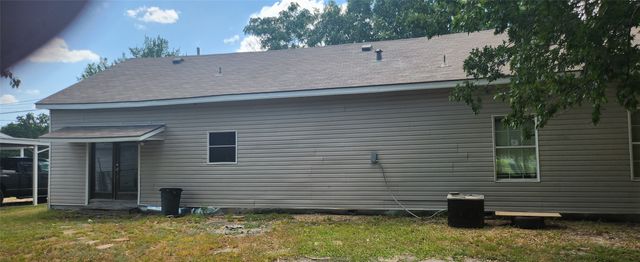 824 Carver Street, Mesquite, TX 75149