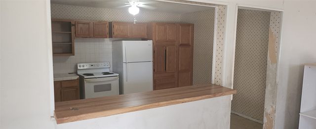824 Carver Street, Mesquite, TX 75149
